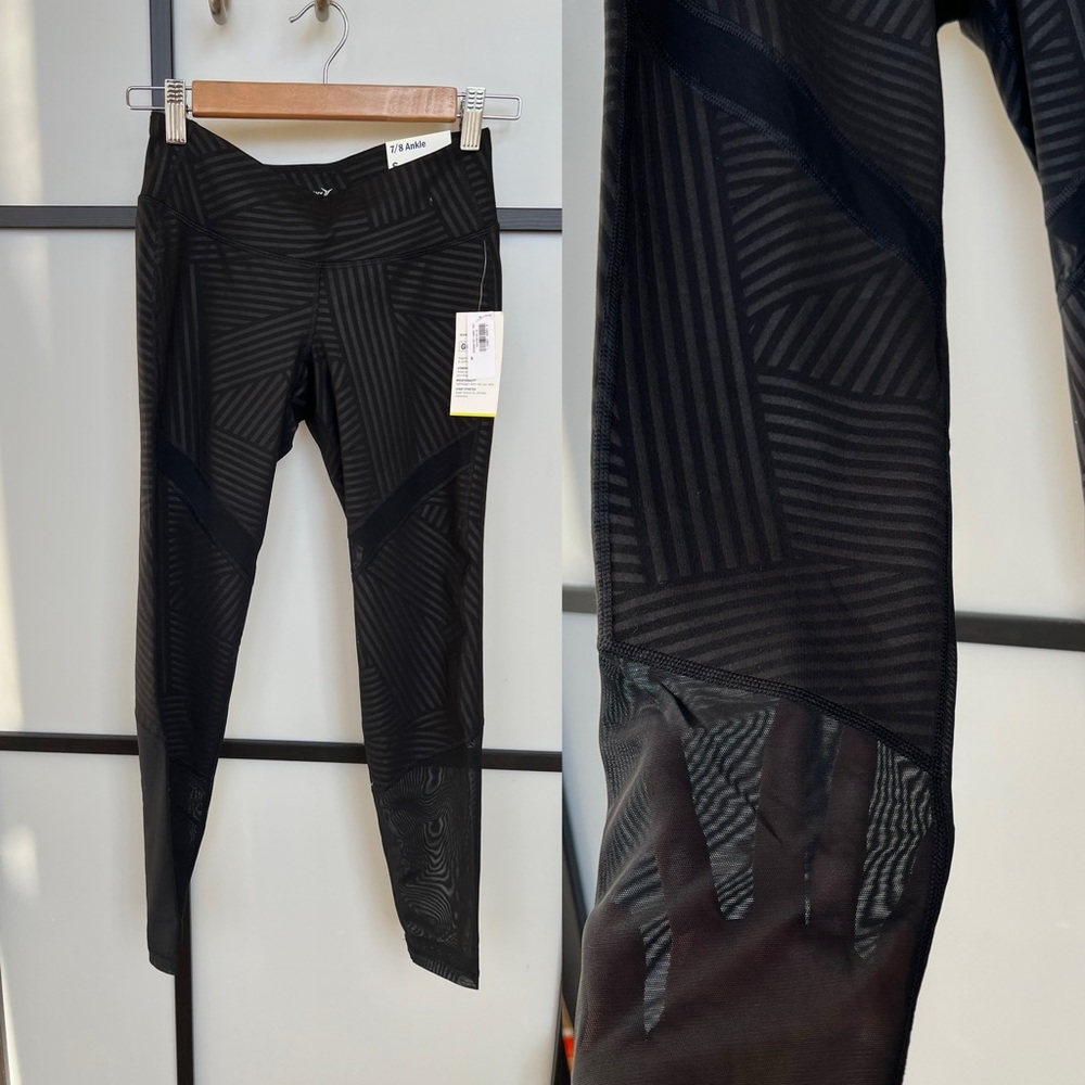 NWT Old Navy Mid-Rise 7/8 Ankle Length Go Dry Athletic Leggings Small Black - Picture 3 of 9